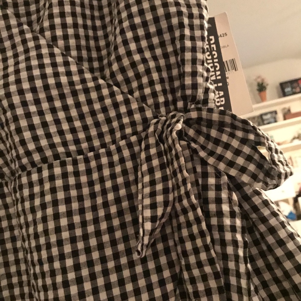 Romper! - Picture 2 of 5